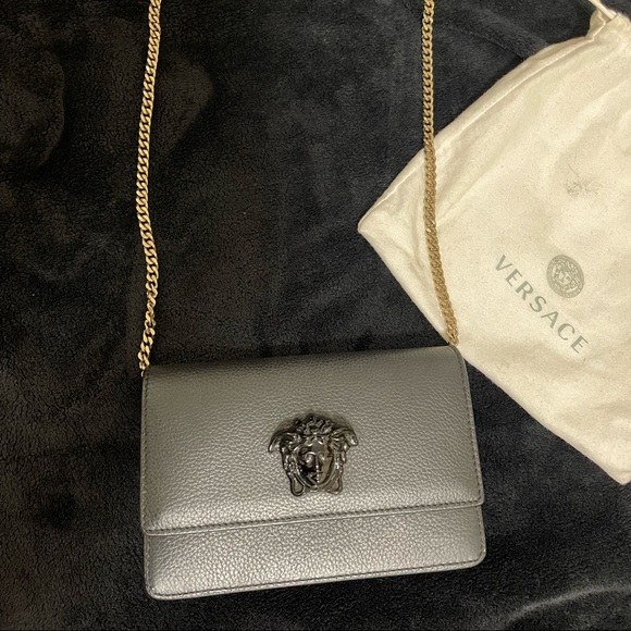 Authentic Versace cross body bag - Picture 2 of 6